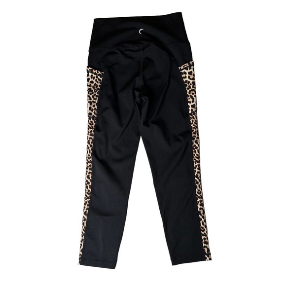 Zyia Active Black Cheetah Print High Rise Crop Womens Light n Tight Stretch Sz 4 - Picture 7 of 8